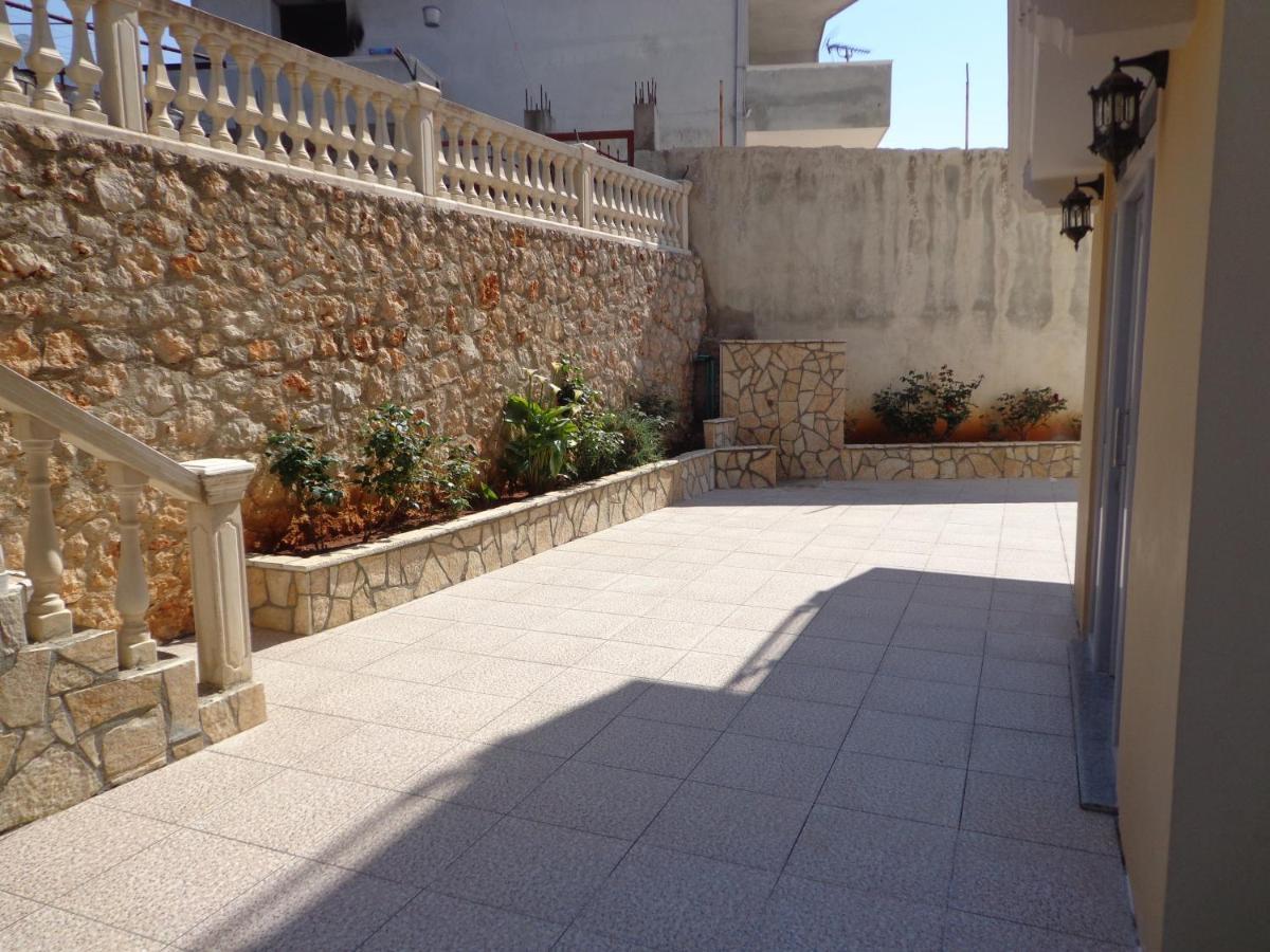 Olympian Rooms Dhermi Ngoại thất bức ảnh