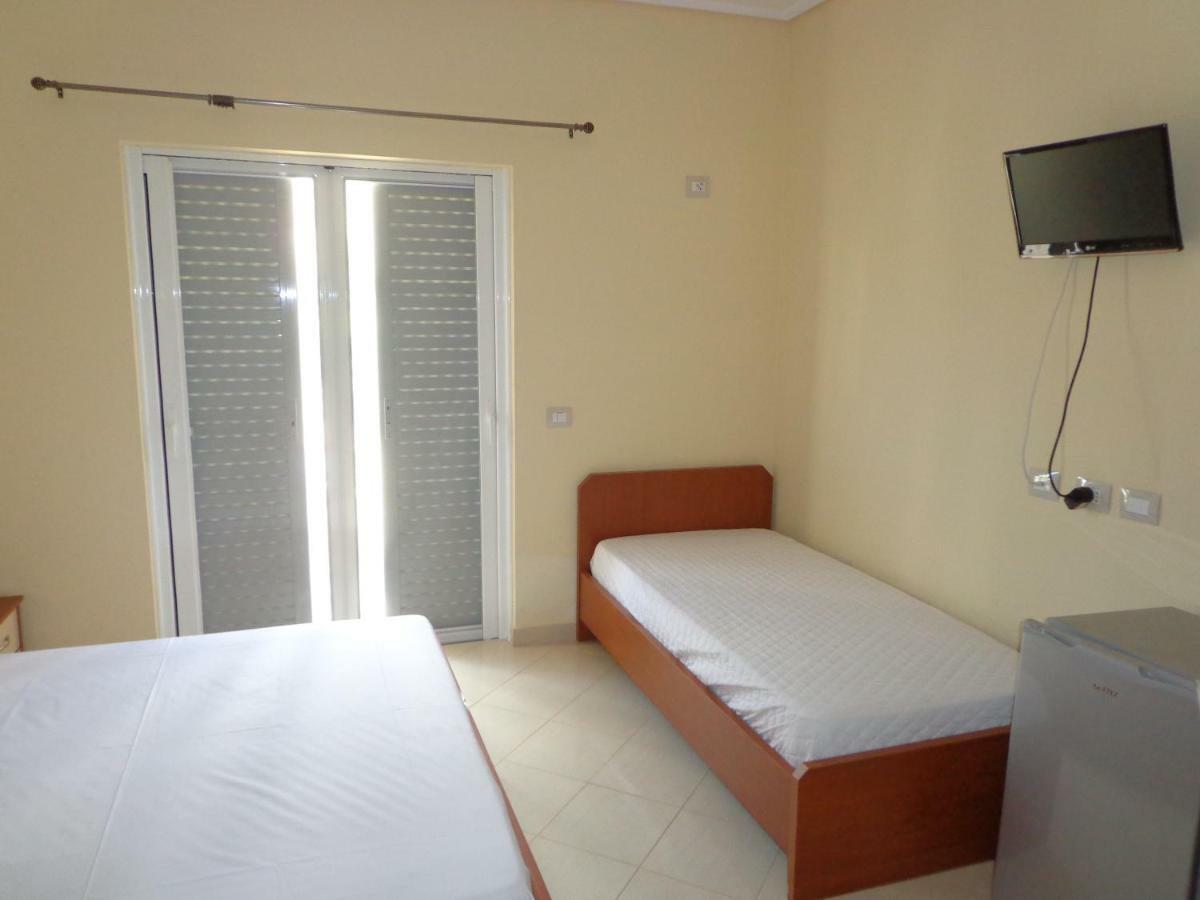 Olympian Rooms Dhermi Ngoại thất bức ảnh