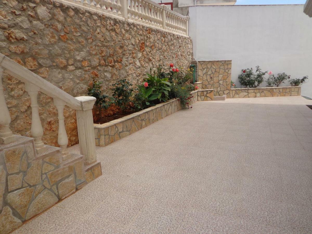 Olympian Rooms Dhermi Ngoại thất bức ảnh