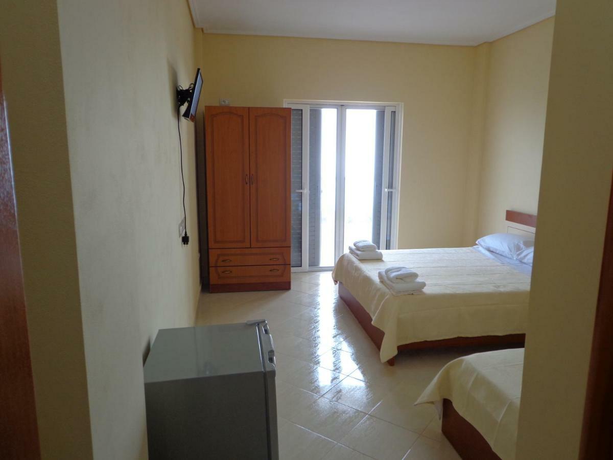 Olympian Rooms Dhermi Ngoại thất bức ảnh
